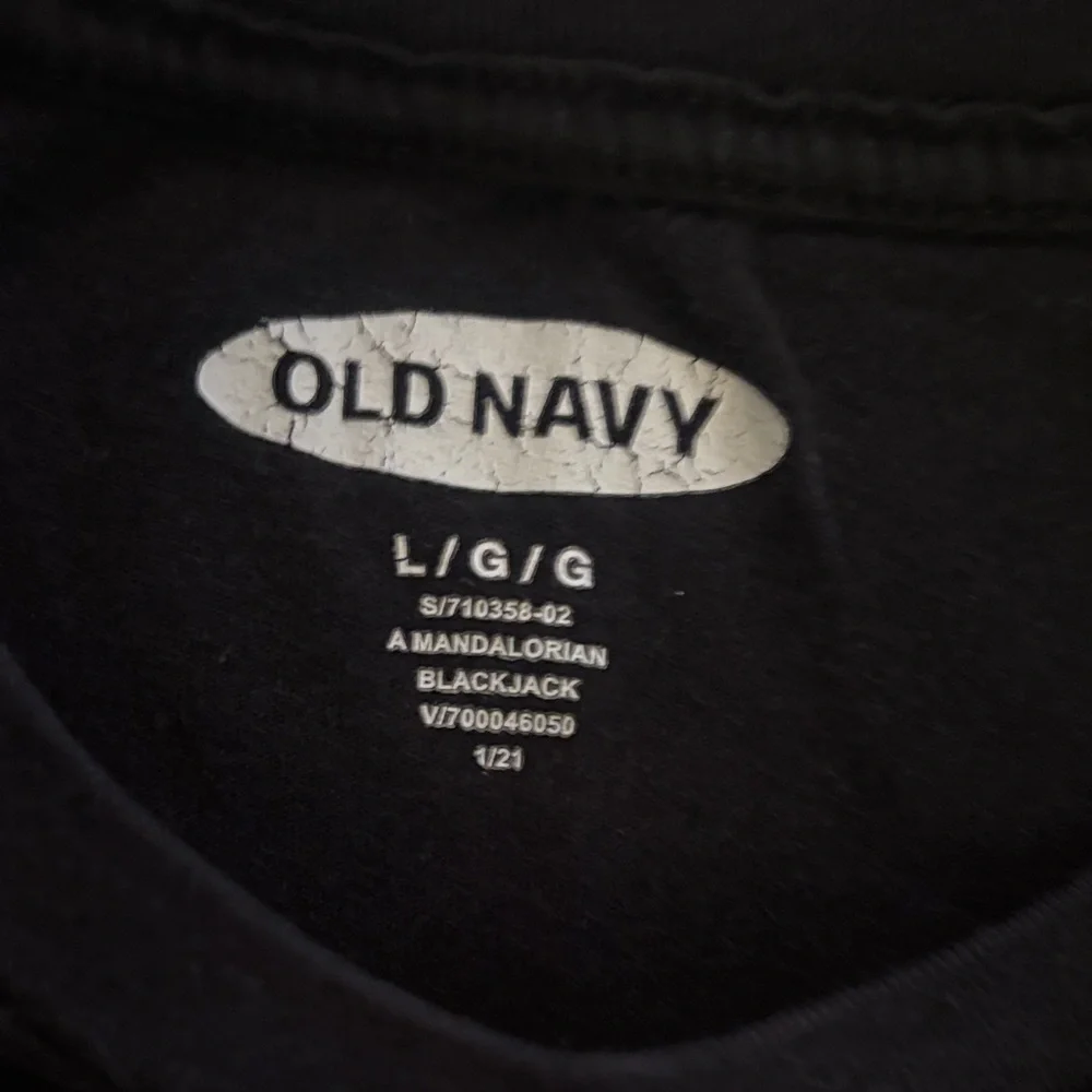 Old Navy Mandalorian short sleeve T-shirt - Picture 2 of 4